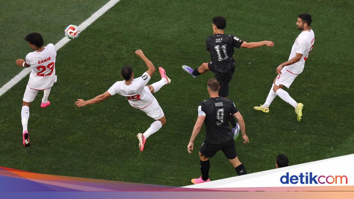 Iran vs Selandia Baru: Babak Pertama Berakhir Imbang 1-1