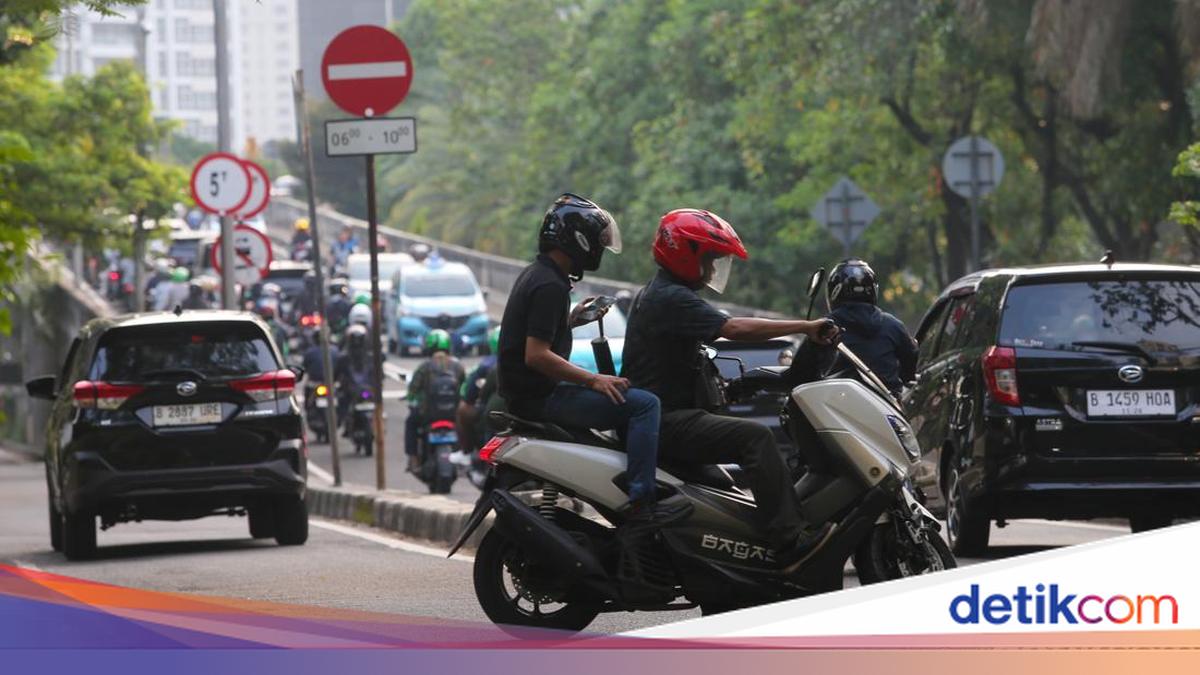 Ribut-ribut di Lempuyangan Dipicu Bang Jago Lawan Arah