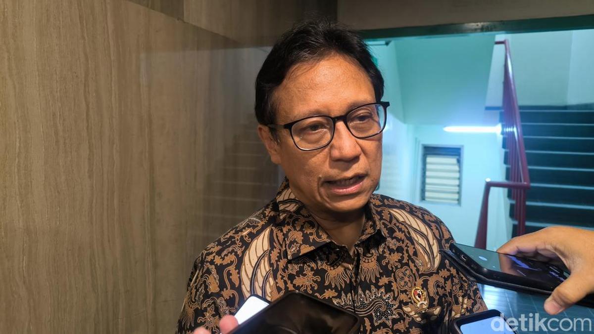 Dpr Usul Nakes Di Daerah Dibantu Ai, Begini Respons Menkes