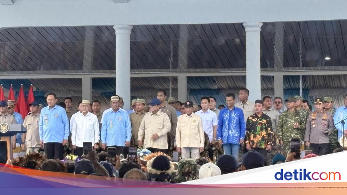 Presiden Prabowo Subianto Menyapa Panglima TNI dan Kapolri: Ada Prabowo dan Subiyanto, Sulit Diganti