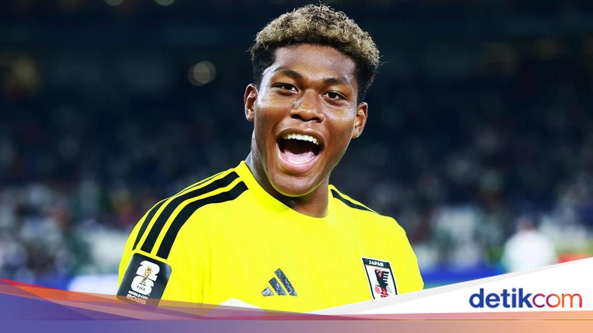 Zion Suzuki mendarat di Aston Villa — photo: detikSport