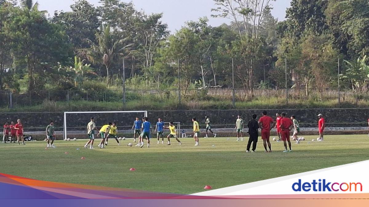 Hanif Sjahbandi-Hiromu Tanaka Ikut Gabung Latihan Perdana PSS Sleman