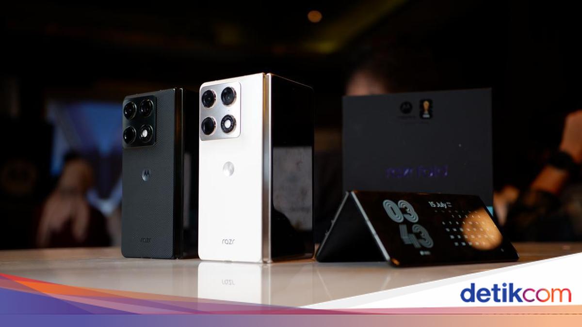 Rahasia Bodi Tipis nan Tangguh Motorola Razr Fold