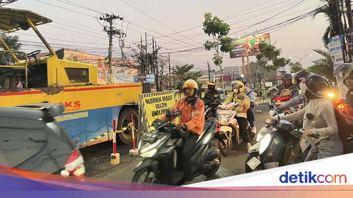 Gejayan-Demangan Macet Imbas Perbaikan Jalan