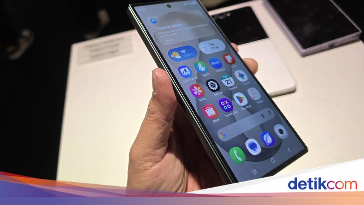 Rahasia Samsung Menang di Era Smartphone AI