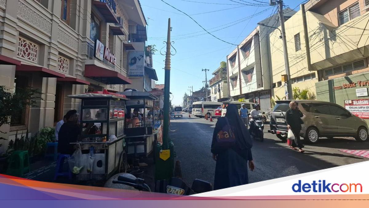 Portal Model Tombak Keraton Dipasang di 13 Jalan Sirip Malioboro