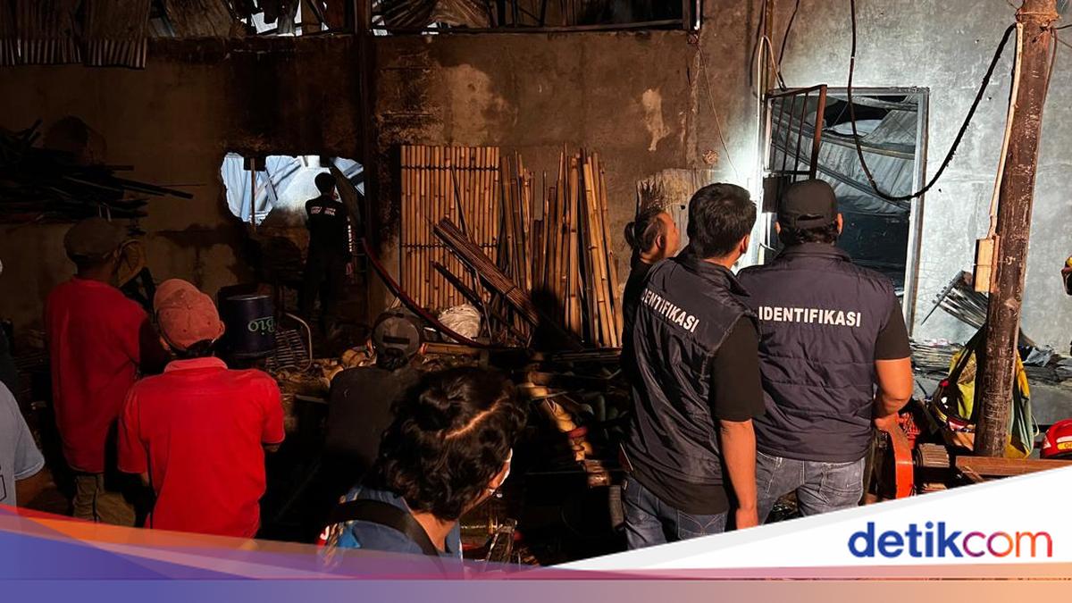 Gudang Pabrik Bambu di Pleret Bantul Ludes Terbakar, Kerugian Capai Rp 1 M