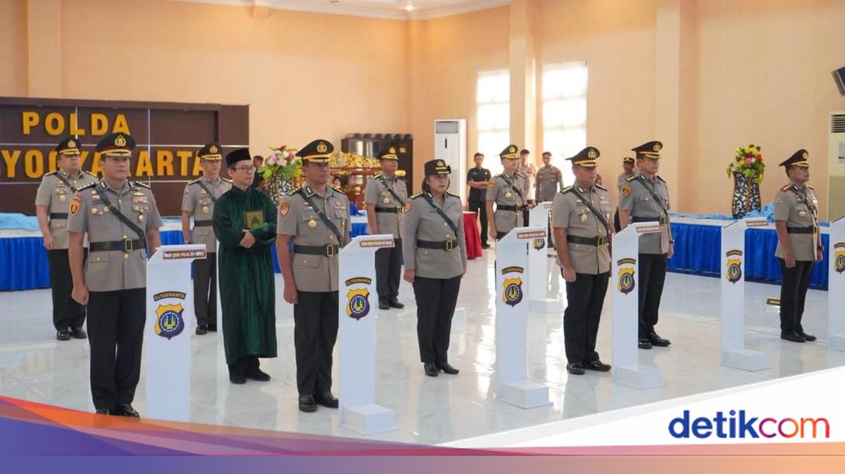 4 Pejabat Utama Polda DIY-Kapolresta Jogja Dirotasi