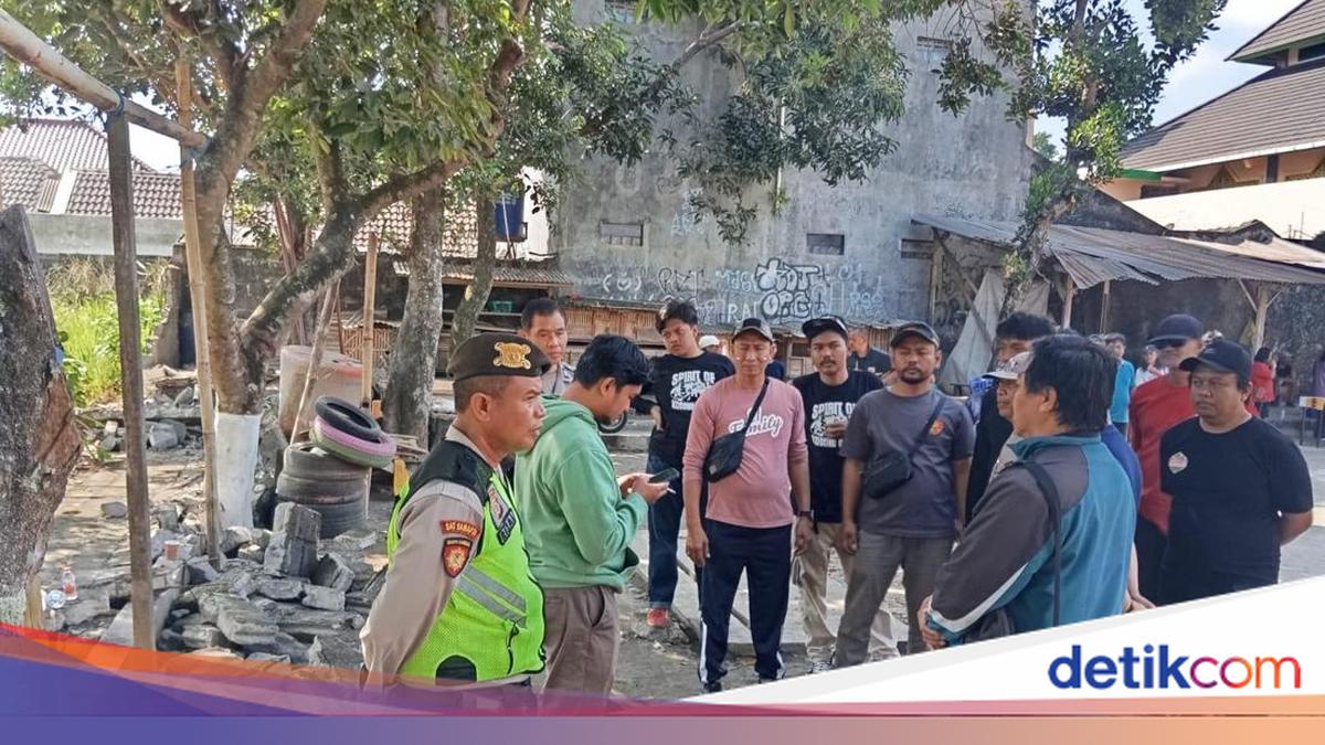 Pagar Tembok Roboh Timpa 10 Peserta Jalan Sehat di Ngaglik Sleman