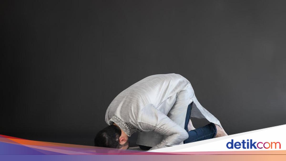 Jam Berapa Sholat Rebo Wekasan? Cek Jadwal 2026 dan Bacaan Niatnya!