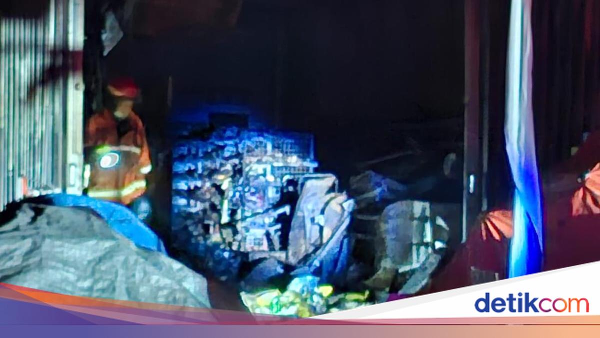 Toko Sembako di Jetis Habis Terbakar, Kerugian Capai Miliaran Rupiah