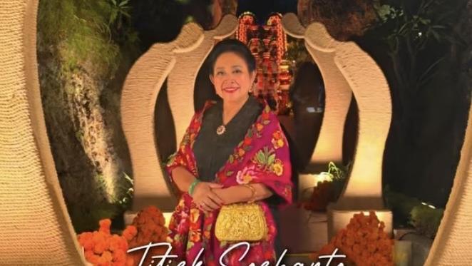 Seru! Momen Titiek Soeharto Kulineran Kaki Lima dan Panen Sayuran: Tinjauan Faktual dan Analisis Komprehensif
