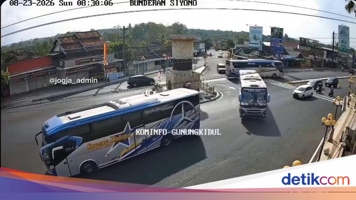 Motif di Balik Aksi Nyeleneh Bus Sumber Selamat Berputar-putar di Bundaran Siyono