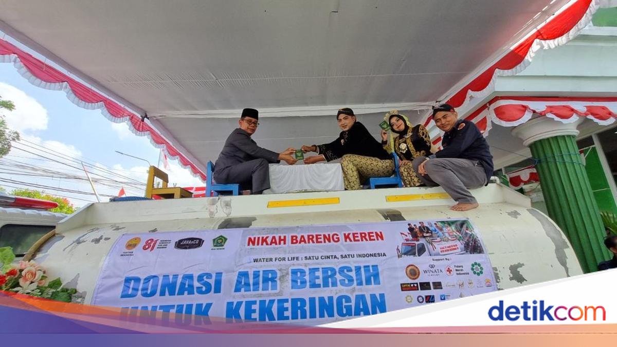 11 Pasangan Nikah Bermahar Air Bersih, Didonasikan Usai Akad
