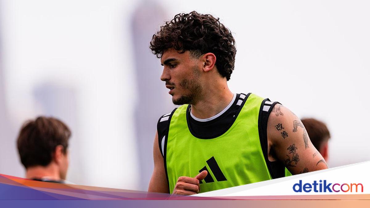 Bajcetic Resmi Pergi dari Liverpool — photo: detikSport