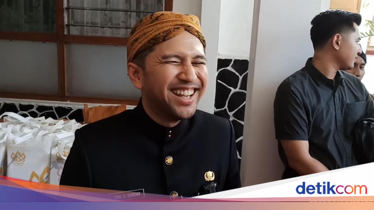 Jawaban Emil Dardak Saat ‘Didoakan’ Khofifah Pimpin Jawa Timur