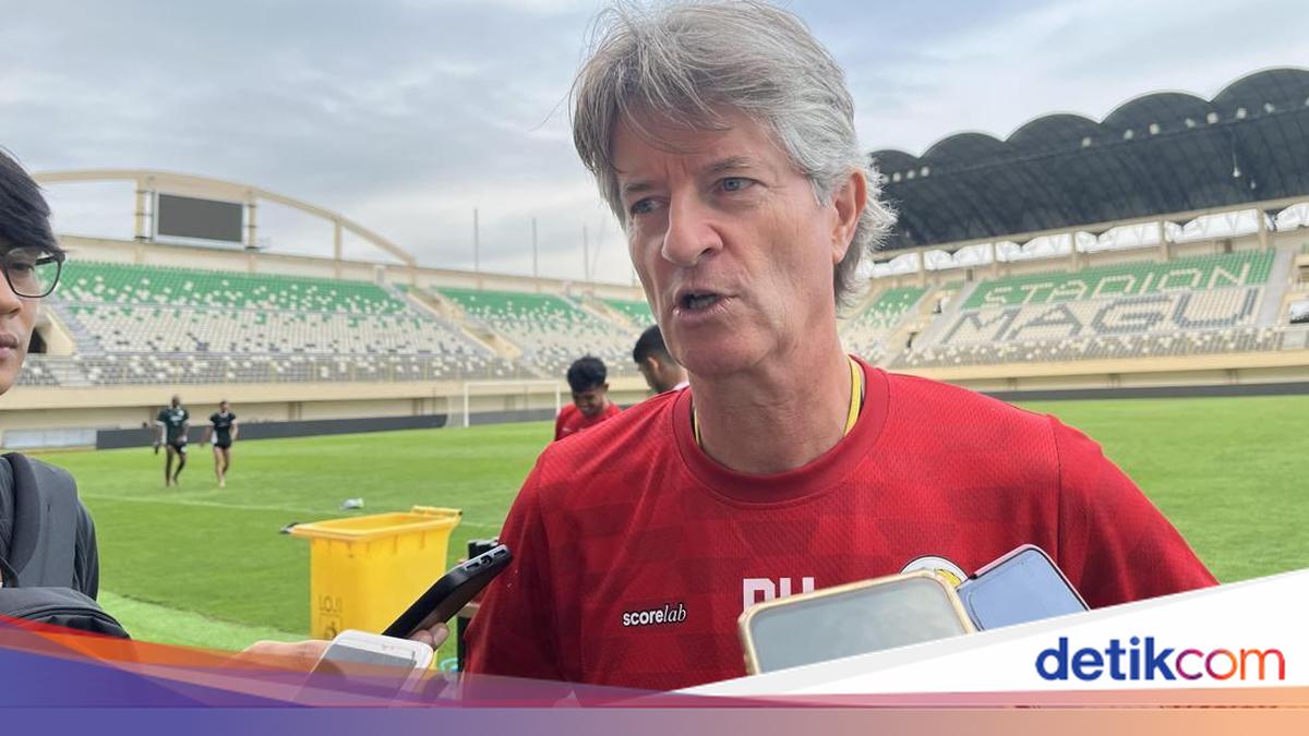 Puji Suporter PSS Away ke Bali, Huistra Nantikan Gemuruh di Kandang