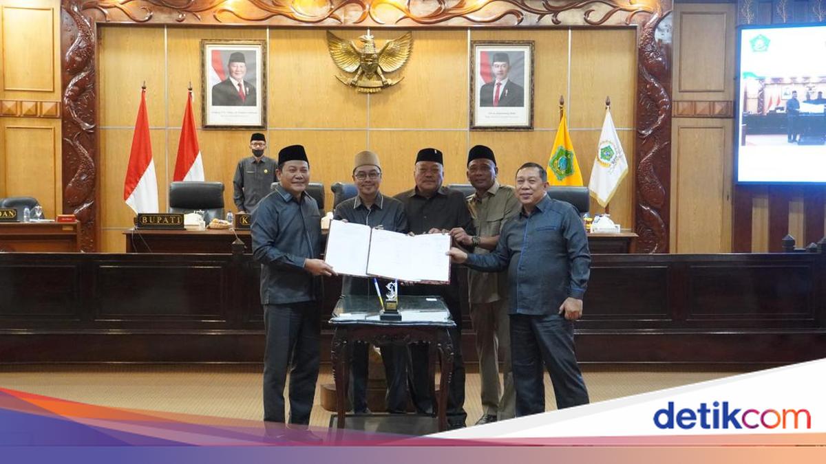 Bupati Subandi Sampaikan 3 Raperda Strategis ke DPRD Sidoarjo