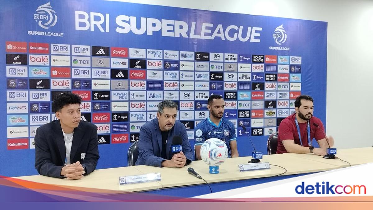Ditahan Imbang Persik Kediri, Arema FC Belum Rezeki