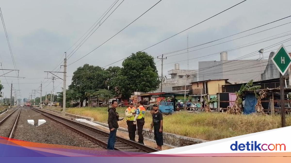 Pemuda Klaten Tewas Tersambar KRL di Prambanan