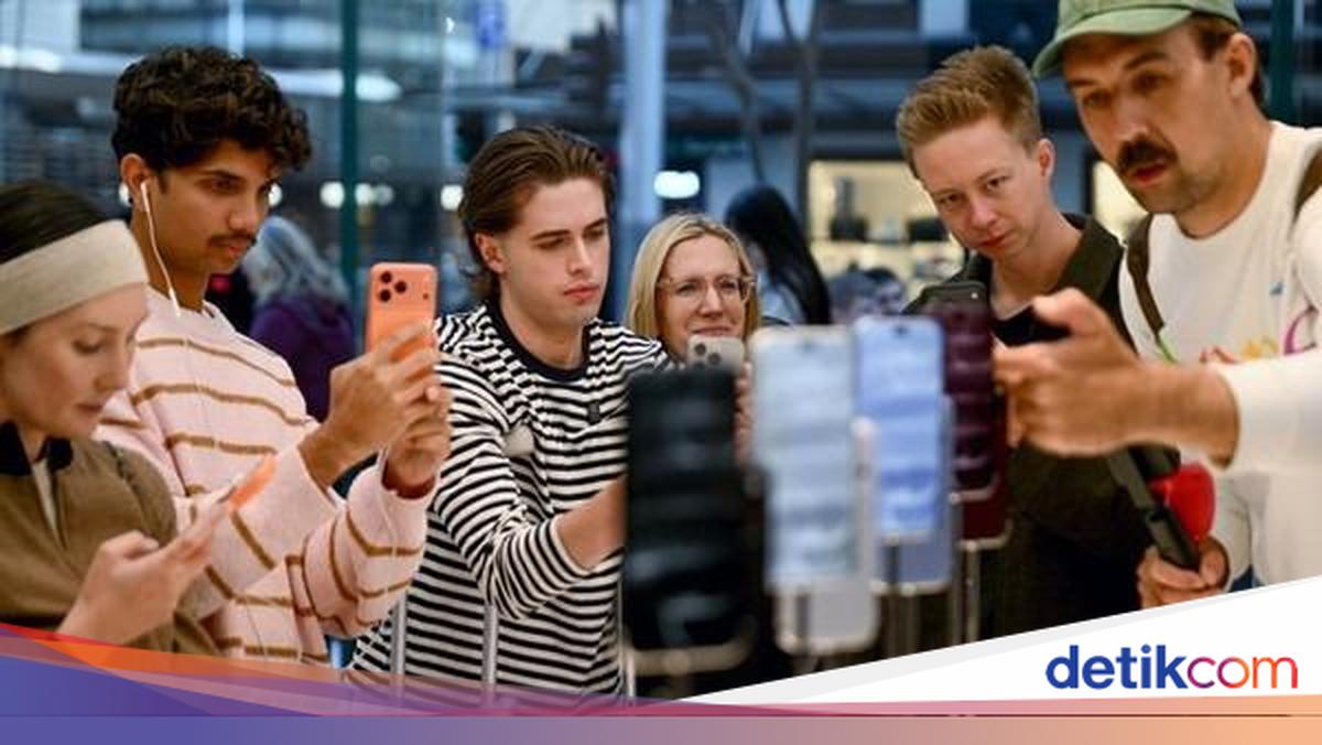 Burgundy atau Glacier? Warna iPhone 18 Pro Mana yang Jadi Incaranmu?