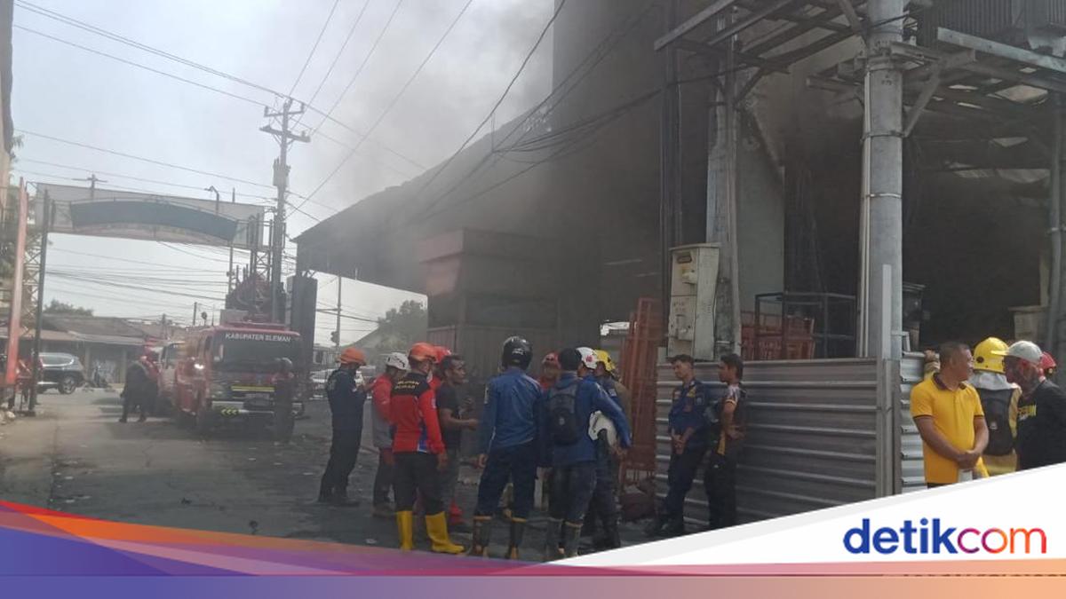 Penampakan Terkini Trans Home Sleman Hangus Usai Dilalap Api
