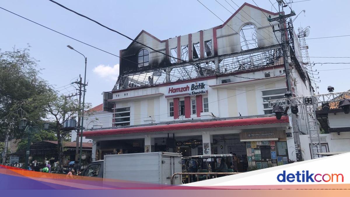 Hamzah Batik Malioboro Buka Kembali Usai Kebakaran, Lantai 3 Masih Tutup