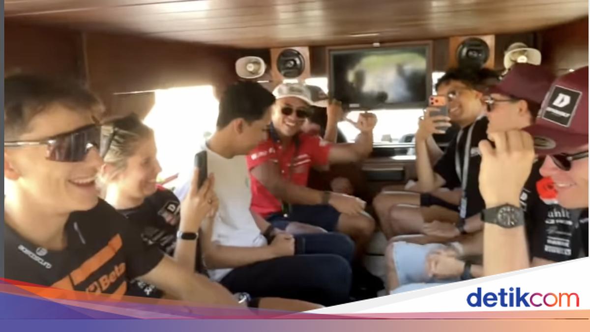 Serunya Mario Aji-Veda Ega Ajak Pebalap Eropa Nyanyi Lagu Denny Caknan
