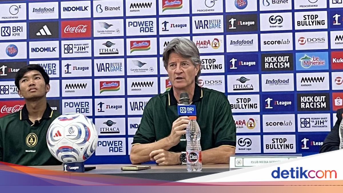 Hadapi PSM Besok, Huistra Mau PSS Main 'Sleman Style'