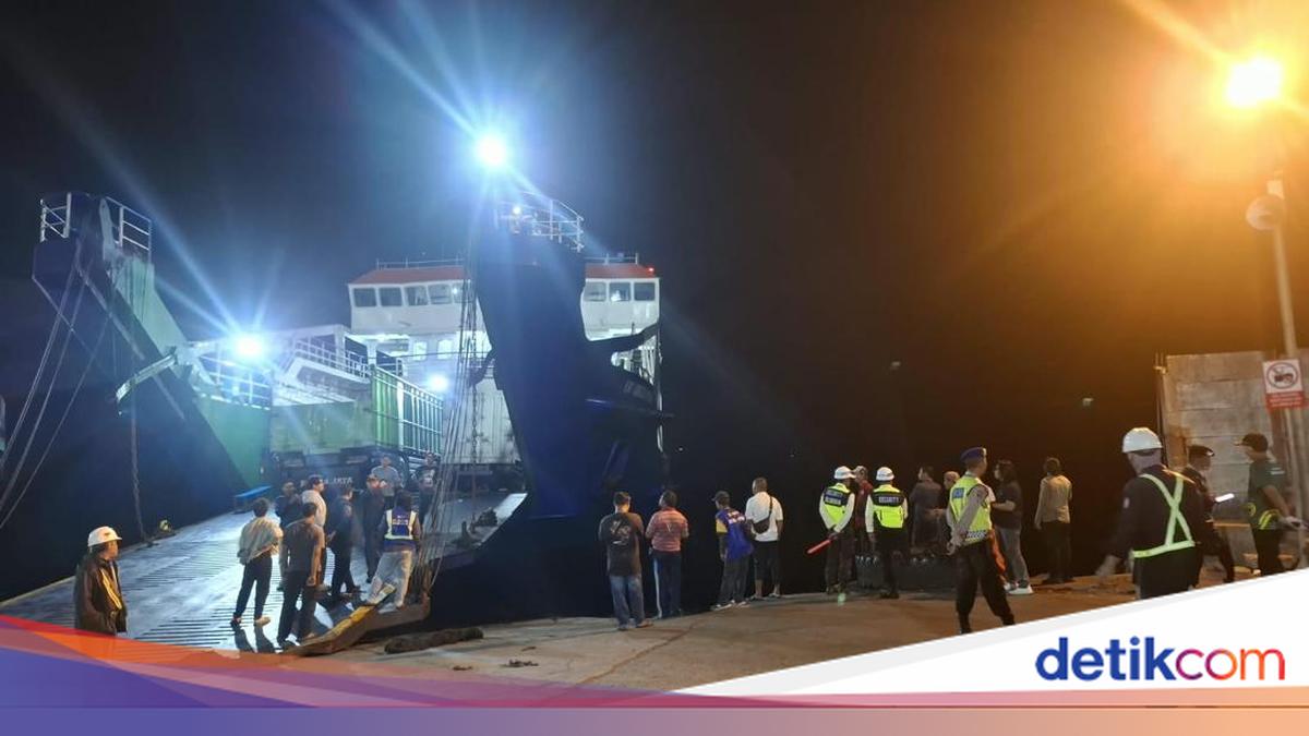 Pria Jember Nekat Lompat ke Selat Bali