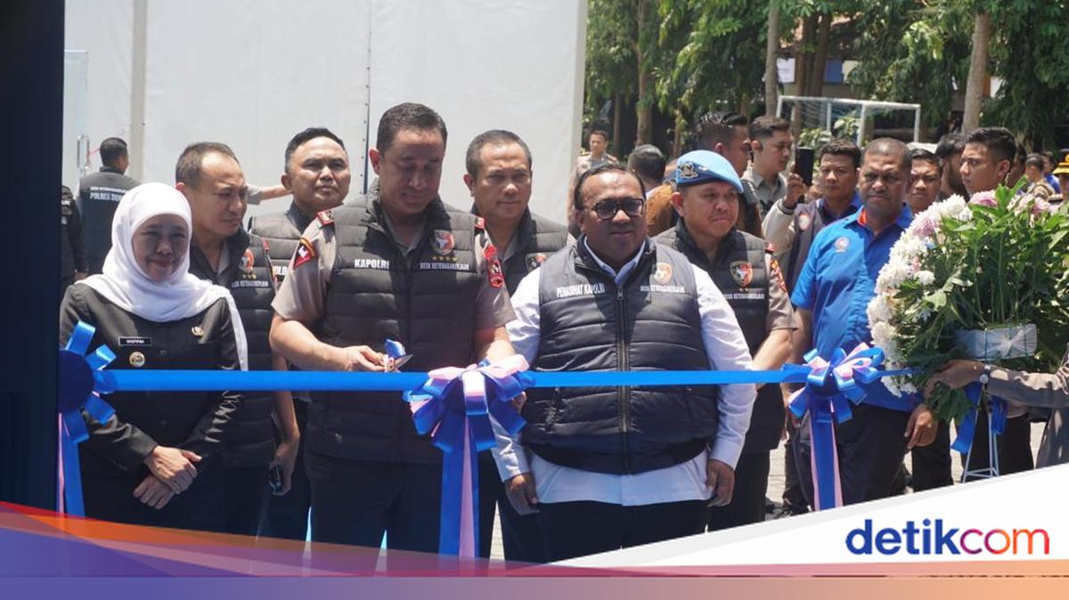 Kapolri Resmikan Desk Ketenagakerjaan di Polres Jombang