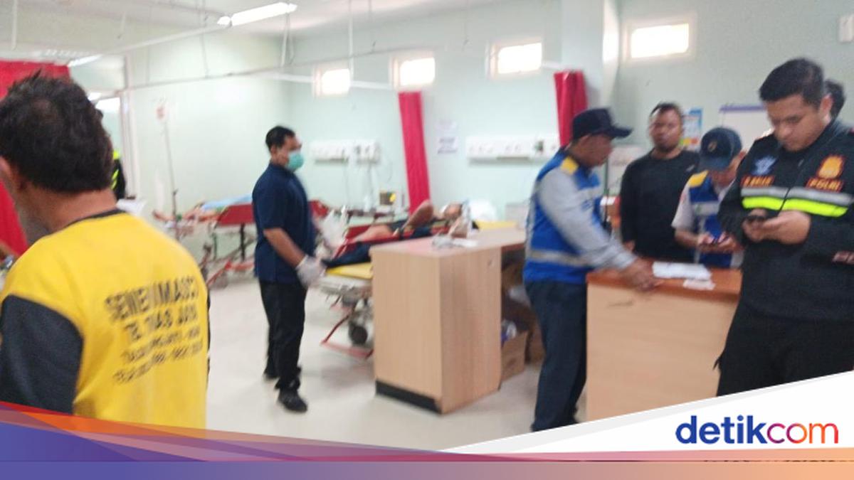 Rombongan Suporter PSS Sleman Kecelakaan di Tol Madiun, 4 Tewas