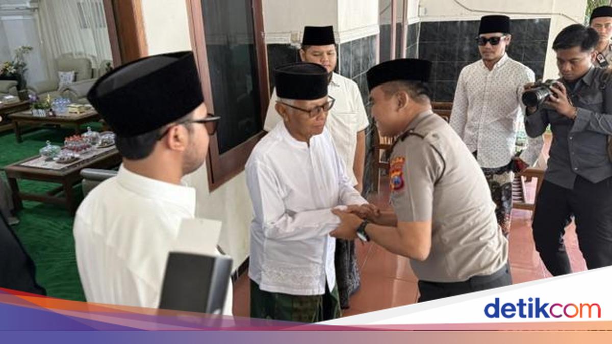 Sowan ke Kiai Sepuh di Kediri, Kapolda Jatim Ajak Sinergi Jaga Kamtibmas