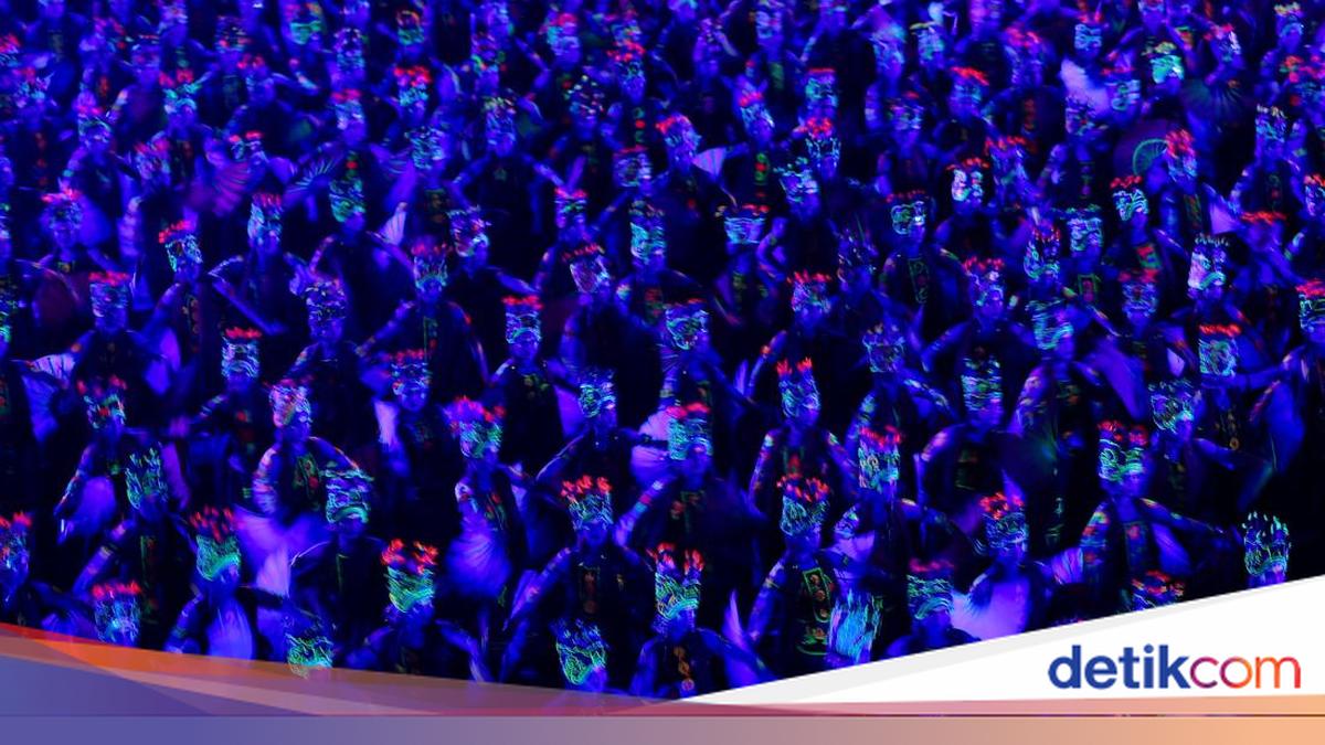 Gandrung Sewu 2026 di Banyuwangi Tampil dengan Konsep Glow in the Dark