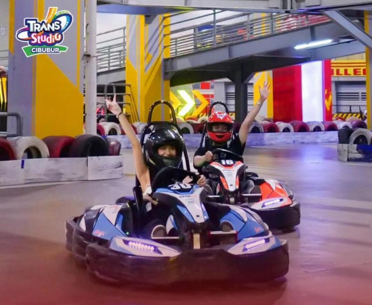 Main Gokart Sepuasnya Hanya di Formula Kart Trans Studio Cibubur!