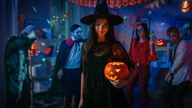 5 Ide Seru Rayakan Halloween 2025 yang Bikin Liburanmu Berkesan