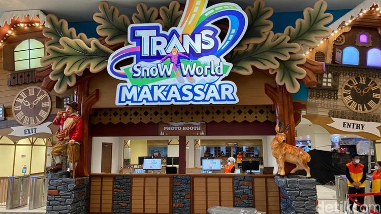 Ingin Coba Salju Pertama di Makassar? Nikmati Snow Playground di Trans Snow World Makassar