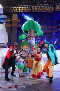 Take a Look The Shows with World Class Standard at Trans Studio Bali!