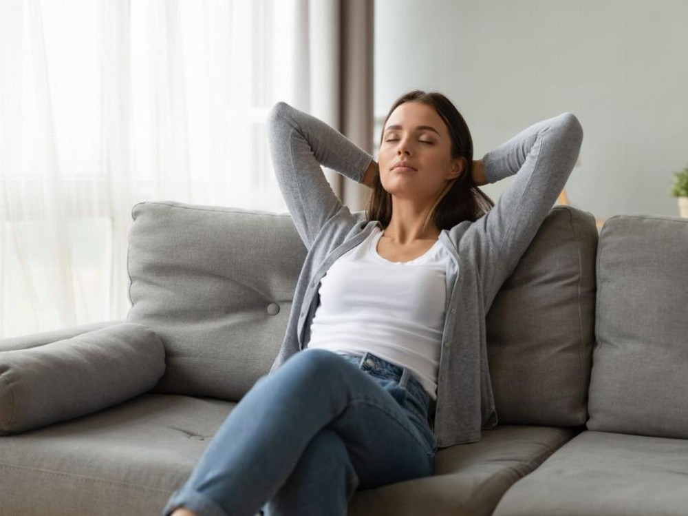 Social Battery Sering Bocor Ini 3 Trik Set Boundaries Biar Tetap Happy Tanpa FOMO