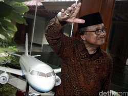 Sudah Rp 2,6 Miliar Duit Patungan Buat Pesawat Habibie