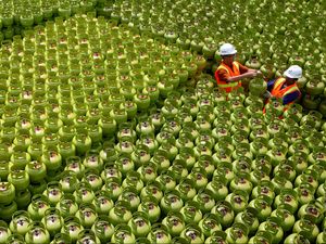 Sambut Galungan, Pertamina Tambah Pasokan Elpiji 3 Kg