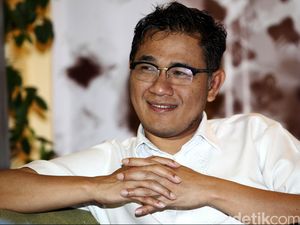 Profil Budiman Sudjatmiko yang Dipecat dari PDIP