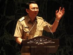 Ahok Mendapat Kiriman Bunga Ucapan Selamat Ulang Tahun dari Jokowi