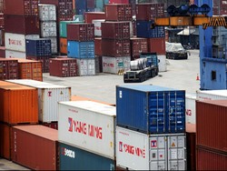 Fuad Bawazier Apresiasi Gebrakan Jokowi dan Polri Bongkar Suap Dwell Time