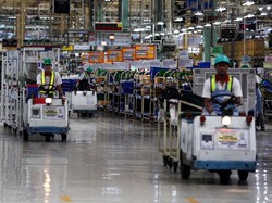 Pasar Mobil Lesu, Segini Jumlah PHK di Industri Komponen