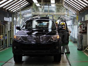 Tak Cuma Innova-Fortuner, Ini Daftar Mobil yang Kecipratan Diskon PPnBM