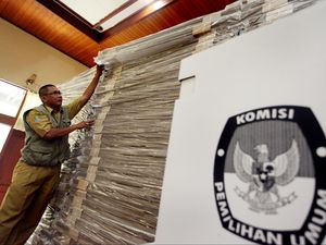 Pasangan Samsul-Rohman Dapat Maju Jalur Perseorangan di Pilwalkot Serang Pasangan Samsul-Rohman Dapat Maju Jalur Perseorangan di Pilwalkot Serang
