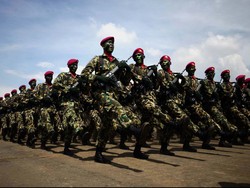 Ketua Komisi I: TNI Tidak Boleh Ikut Politik, Harus Profesional!