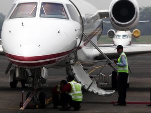 Berapa Biaya Mudik Mewah Pakai Jet Pribadi?