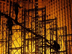 Izin Usaha Makin Mudah di 100 Hari Jokowi, Tapi...